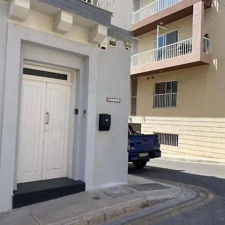 Ta Nenu Accomodation Tarxien